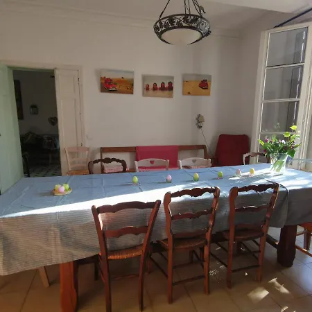 La Taniere 16 Couchages Vergeze