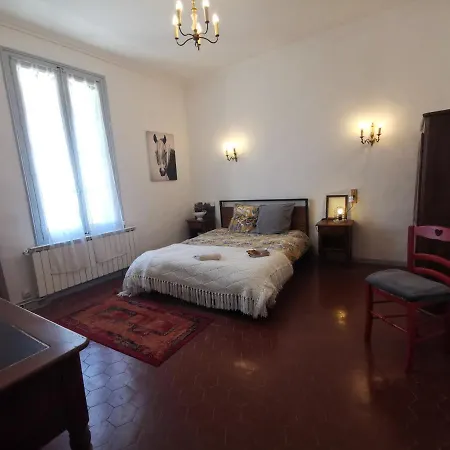 Holiday home La Taniere 16 Couchages Vergeze