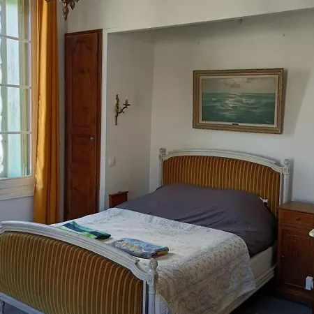 La Taniere 16 Couchages Holiday home Vergeze