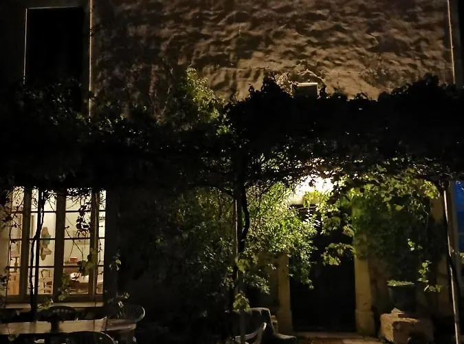 Holiday home La Taniere 16 Couchages Vergeze