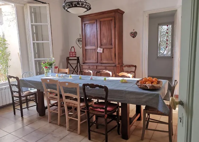 La Taniere 16 Couchages Holiday home *