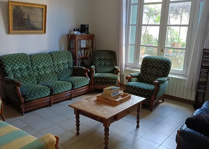 Holiday home La Taniere 16 Couchages
